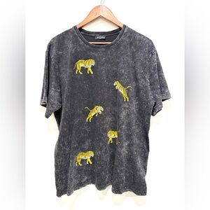 Zutter Multi Tiger Print Mineral Washed 100% Cotton Boyfriend Fit T-Shirt Medium